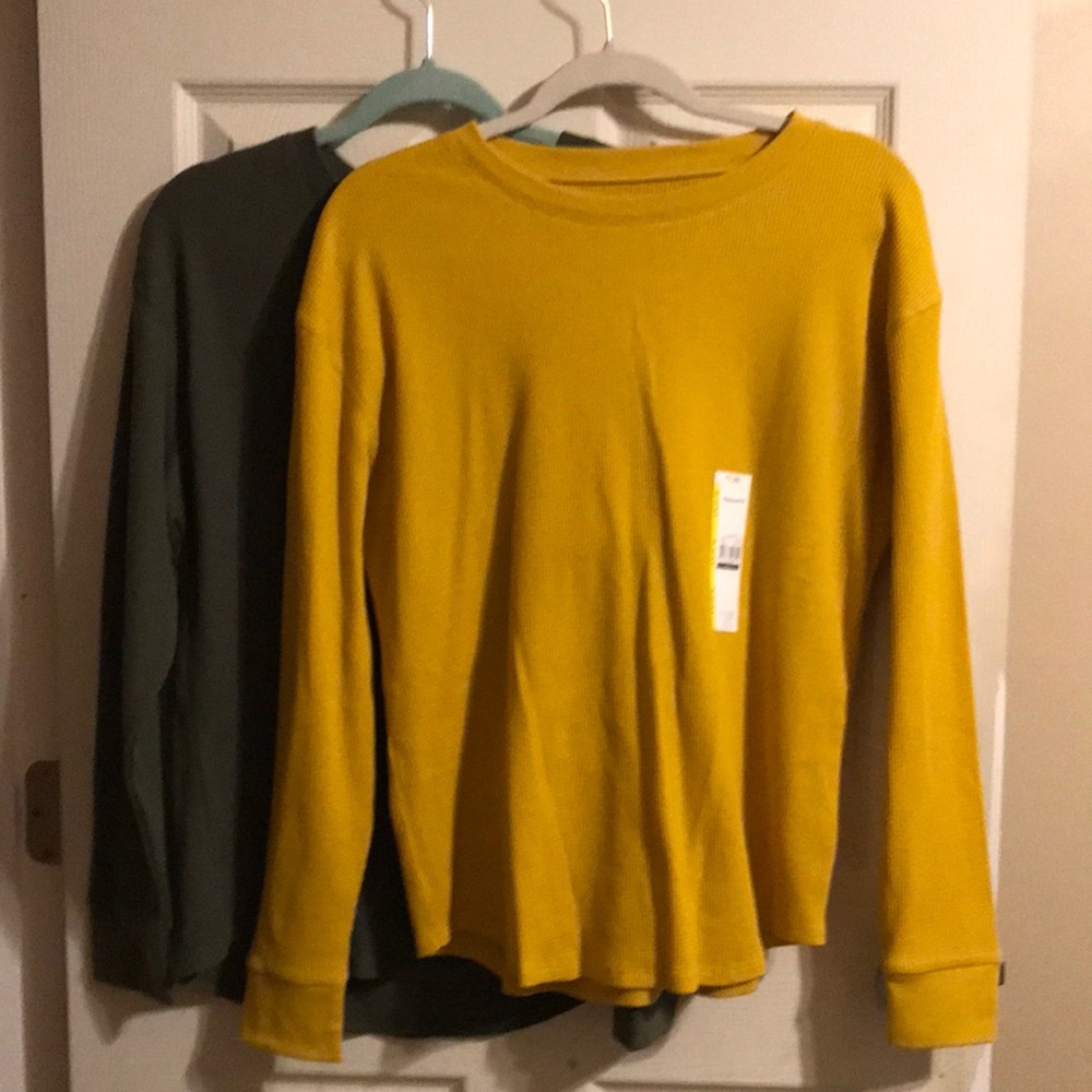 Time and Tru 2ct thermal tops